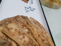 -依江春水烤鸭店