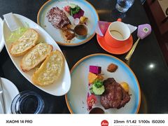 -OLD TREE老树咖啡·西餐厅(台山人工湖店)