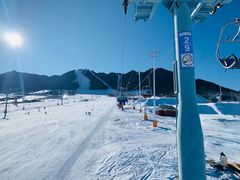 -丝绸之路山地度假区滑雪场