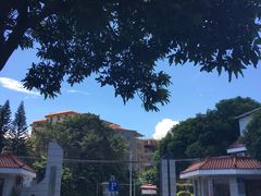 校门-集美大学海洋装备与机械工程学院