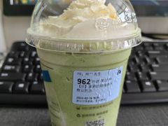 -瑞幸咖啡(灵芝地铁站店)