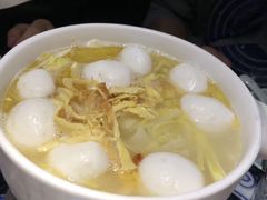-卢大鲜鱼头捞饭(美利广场店)