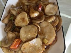 黑胡椒炒蘑菇-烤肉季饭庄