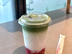 -海底捞火锅(新松江路生日主题店)