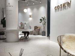 -优加东京秀烫染SALON