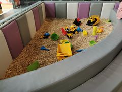 -萨卡屋亲子乐园·餐厅(龙山万物工场店)