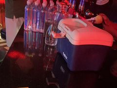 -温莎KTV(珠江路店)