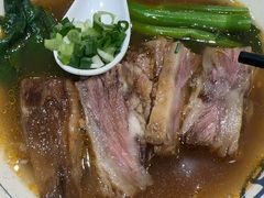 崩沙腩汤面-源记粉面茶餐厅