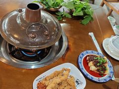 -岳记兴隆·青城腊排铜火锅(融创店)