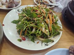 拌水芹菜-善女酱汤馆