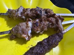 -烤肉小伙烤肉店