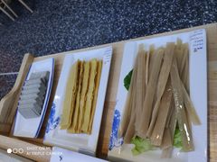 -蛙鱼潭美蛙鱼头火锅(解放碑瑞富广场店)