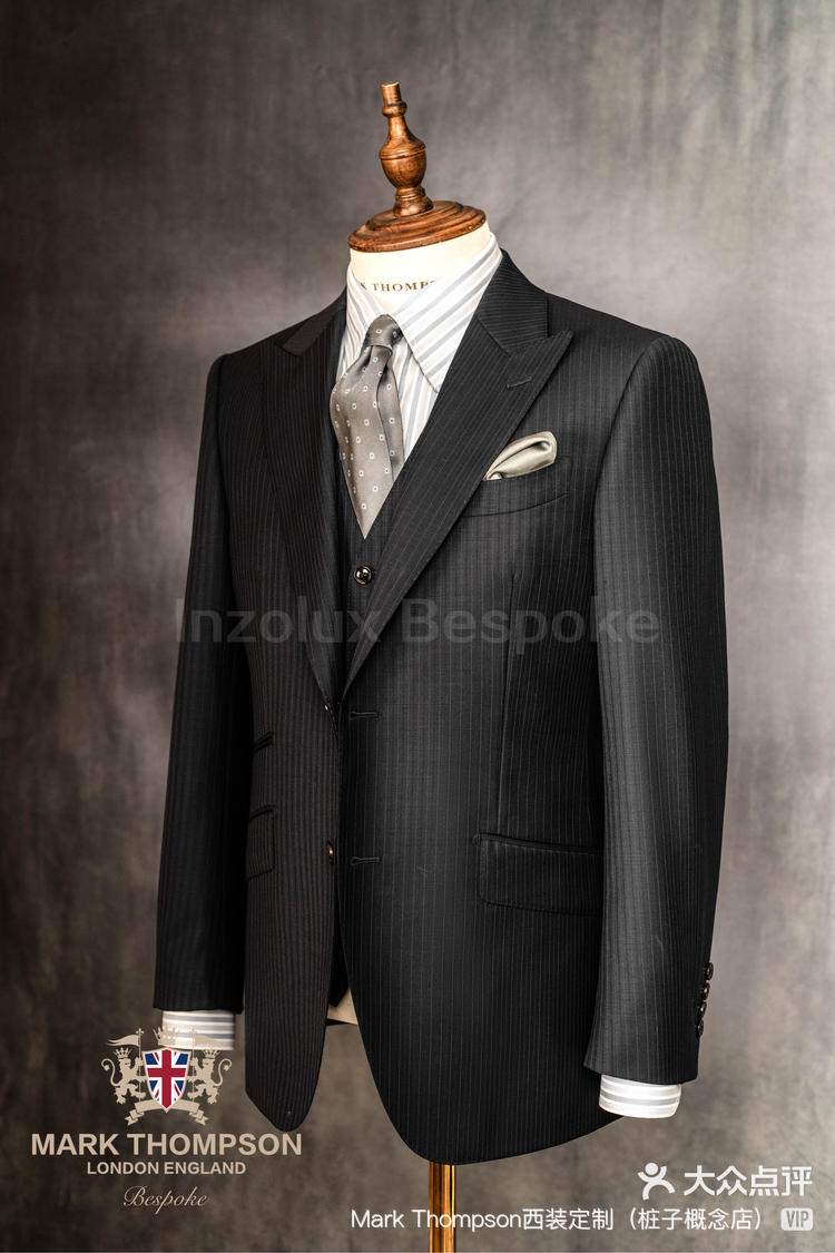 6 6 / 6 打开app查看高清大图 mark thompson西装定制