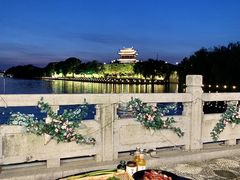 -聚汇三少·龙虾·中餐厅(莫邪路新天地店)