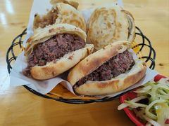 -闫家驴肉火烧(五四店)