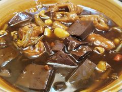 金针肥肠煲猪血-堂宴·老厦门私房菜(1988仙岳总店)