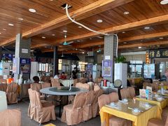 大堂-鹏城人家海鲜酒家·23年老字号(较场尾店)