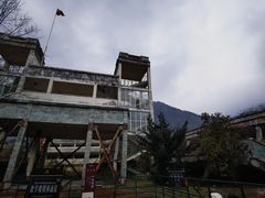 -四川汶川特大地震漩口中学遗址