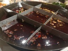 -岗上渣渣老火锅(两路口店)