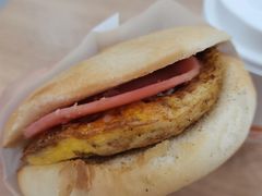 火腿鸡蛋酥饼-便利蜂(鲁商国奥城2号楼店)