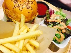 -遇见西木美式餐厅(体育路店)