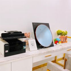 -初颜品佑肌肤管理