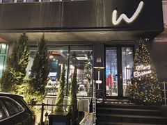 -W COLLECTIVE  DESSERT SHOP
