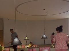 -涨巢·潮玩水疗局