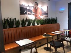 等位区-Peet's Coffee皮爷咖啡(德基店)