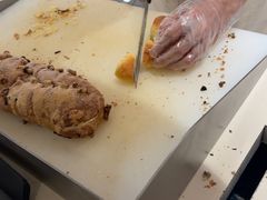 -HOT CRUSH趁热集合·现烤面包(环球港店)