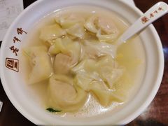 刀鱼馄饨-老半斋(福州路店)