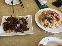 -维吾尔餐厅(宜山路店)