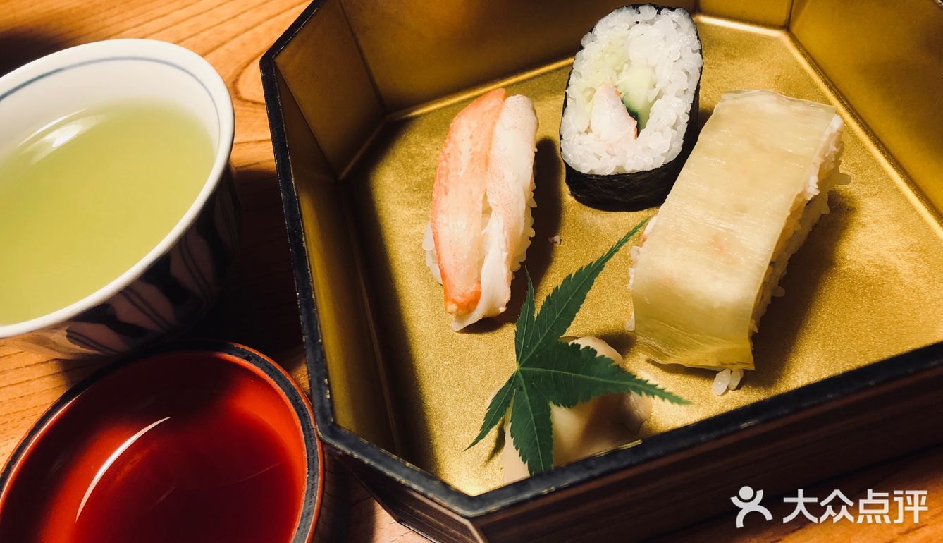 吃第三道的时候我就不能继续了 我点的锦华