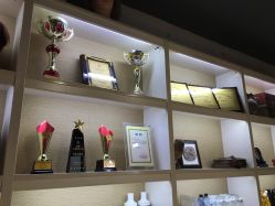 -VIM Hair Salon