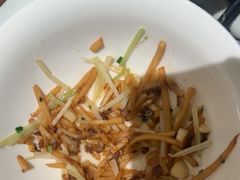 -江间有味·拼烧·鱼鲜·粤式靓汤(汉口江滩店)