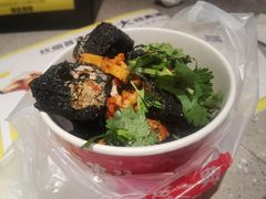 黑色经典臭豆腐-黑色经典臭豆腐·湖南特产(步行街店)