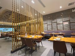 -乐忻皇朝(上海中心大厦店)