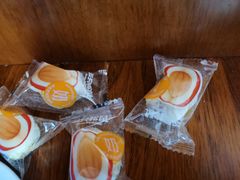 -三只松鼠(青岛CBD万达店)