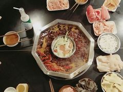 -邓莽子老火锅(中兴路总店)