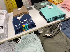 -H&M(鹏欣水游城店)