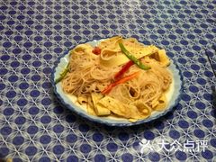 -马克力木手抓炕锅烤羊肉(盐湖一小区店)