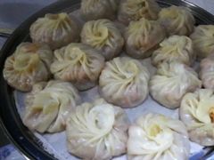 小笼馄饨-聚笼鲜美食(凤凰街店)