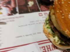 -The Habit Burger Grill 哈比特汉堡(爱琴海店)