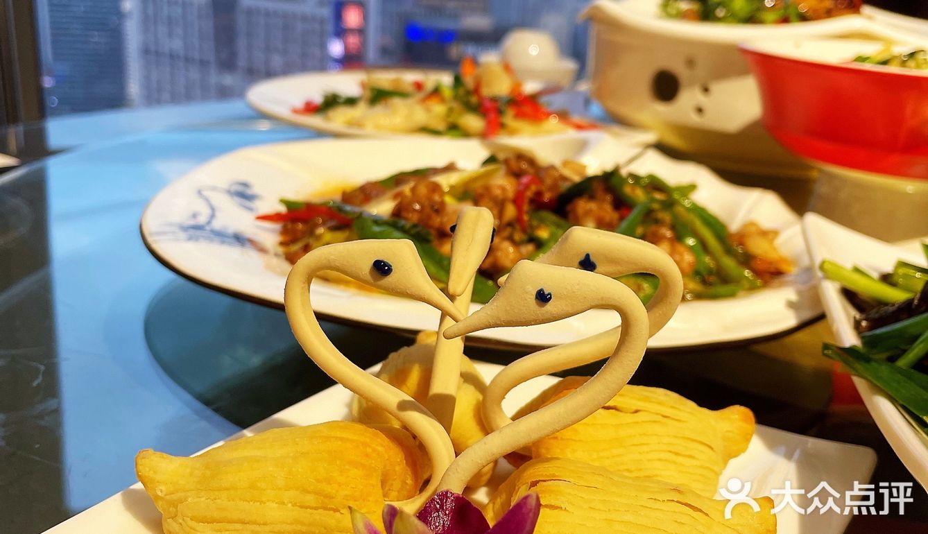 海鲜与私房菜最完美的结合[礼花]美味与创新可以兼得[加油]