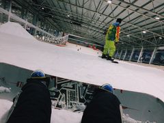 -乔波室内滑雪场