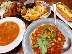 -玛格萝妮比萨屋(四平店)