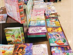 -新华书店(泉城路店)