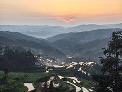 -肇兴特色牛肉粉