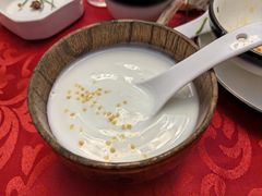 老酸奶-百彦蒙古包·碳烤羊排·手抓羊肉(万江首店)