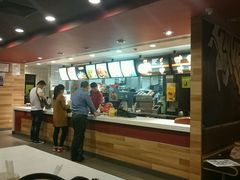 -麦当劳(长江西路得来速店)